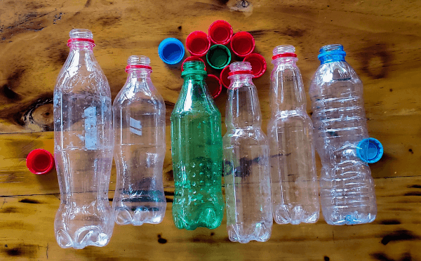 Tái chế chai nhựa giúp bảo vệ môi trường và giúp tiết kiệm nhiều chi phí
