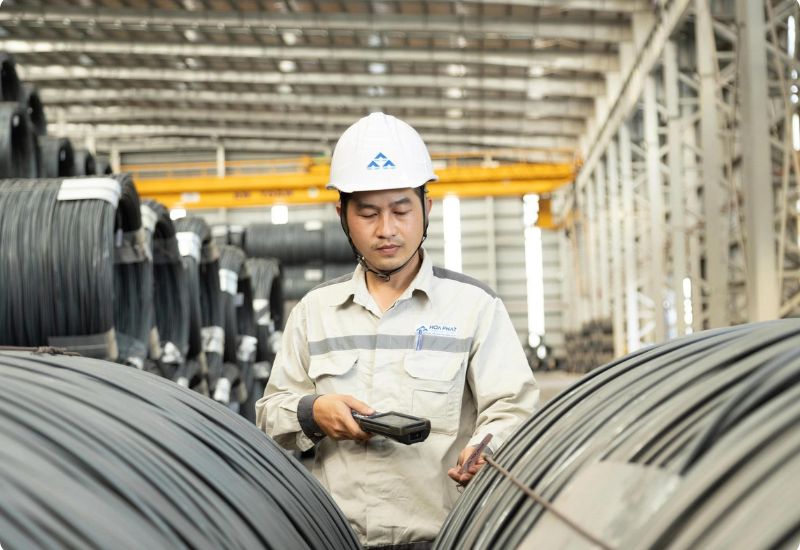 Nhà máy, công nghệ và chất lượng sản phẩm thép Hòa Phát và thép Việt Nhật