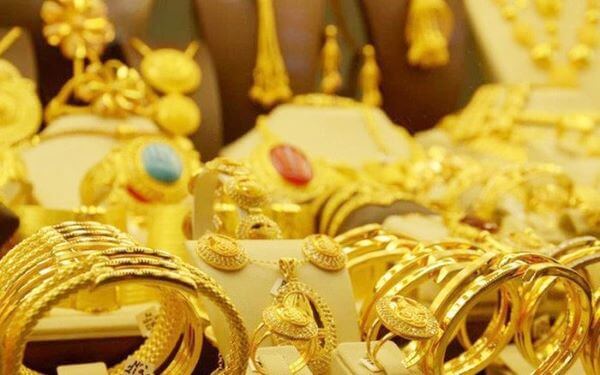 Vàng được sử dụng làm đồ trang sức đắt tiền 